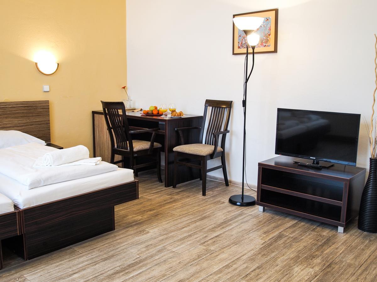 Hotel Faust Decin Exterior photo